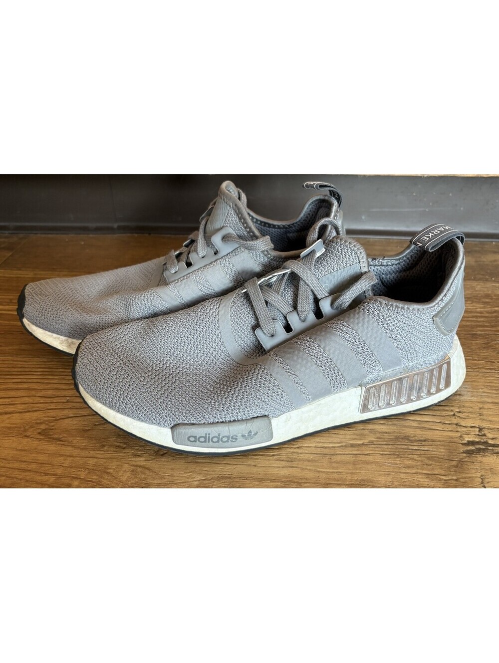adidas NMD_R1 Gray Primeknit Boost Sneakers Women's Size 10 EE5175 Shoes